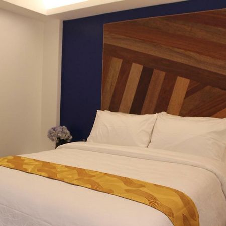 Oyo 609 G Executive Hotel And Spa Boracay Manoc-Manoc ภายนอก รูปภาพ