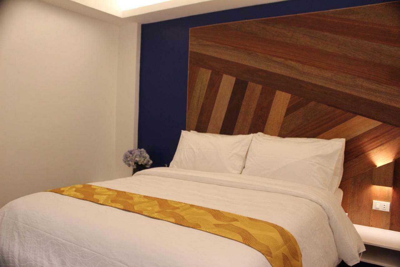 Oyo 609 G Executive Hotel And Spa Boracay Manoc-Manoc ภายนอก รูปภาพ