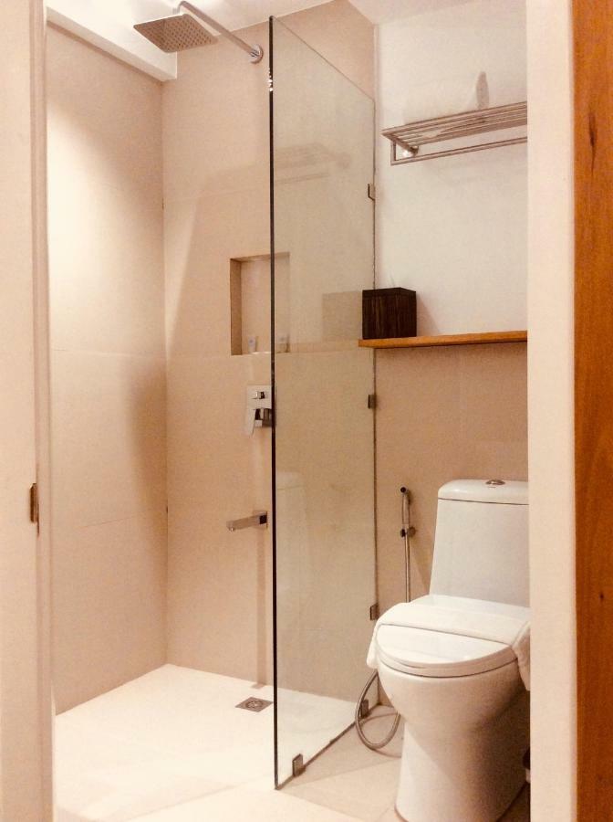 Oyo 609 G Executive Hotel And Spa Boracay Manoc-Manoc ภายนอก รูปภาพ