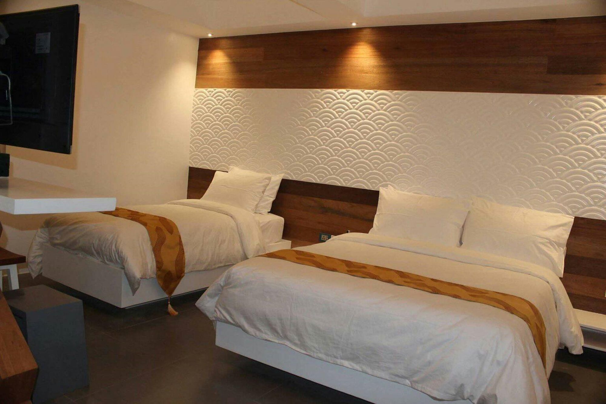 Oyo 609 G Executive Hotel And Spa Boracay Manoc-Manoc ภายนอก รูปภาพ