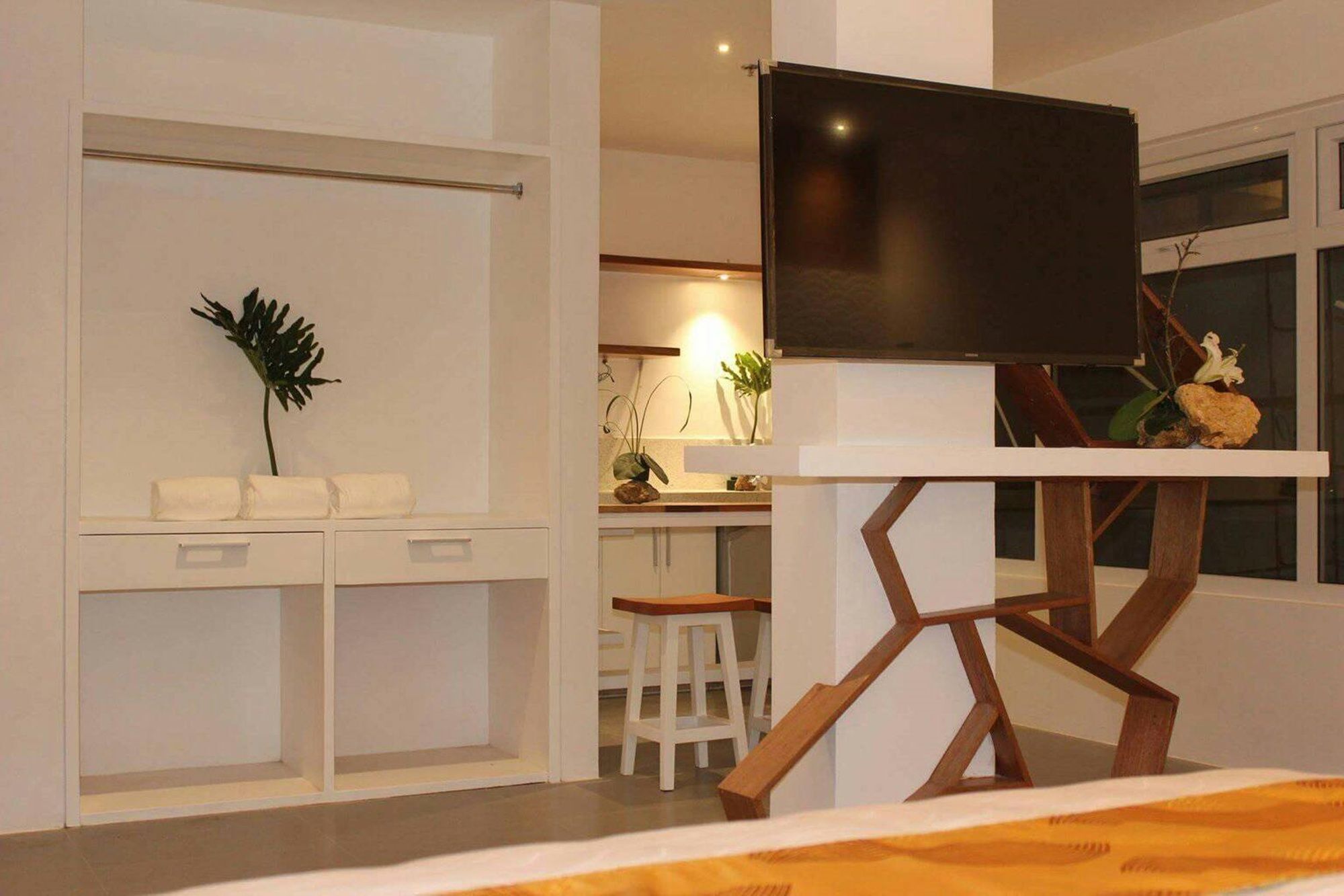 Oyo 609 G Executive Hotel And Spa Boracay Manoc-Manoc ภายนอก รูปภาพ